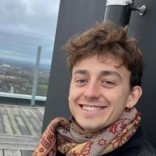 Lui avatar