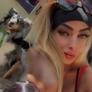 Simone avatar