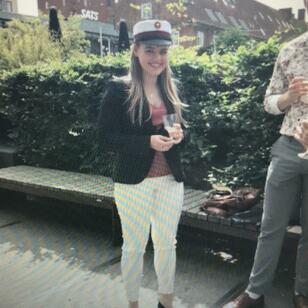 Caroline avatar